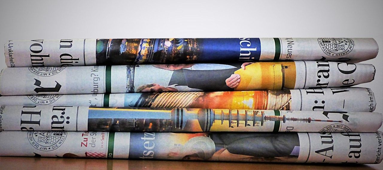 newspapers by kalhh at pixabay.com
