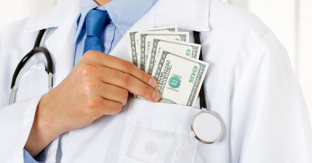 physician-pocketing-cash